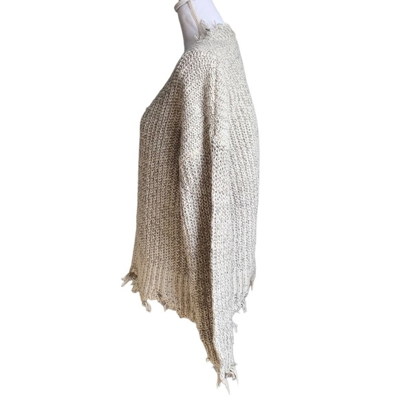 Vistique V-neck Frayed Sweater Size Medium - Picture 4 of 17